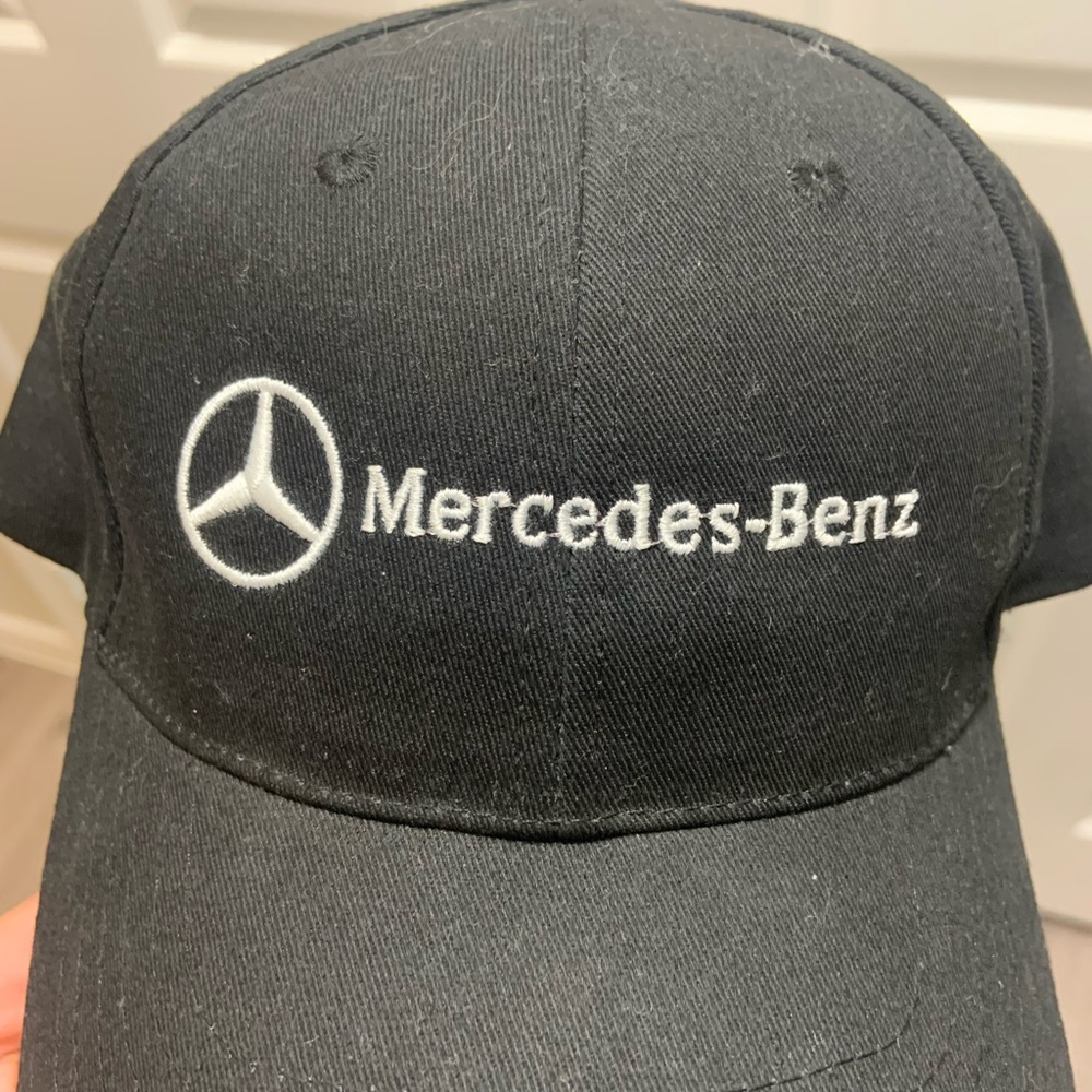 Benz Black Cap